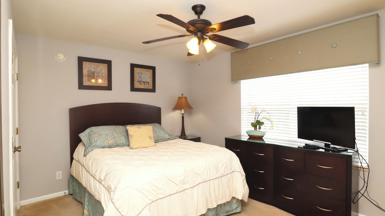 Photo of Bedroom in Trafalgar Village