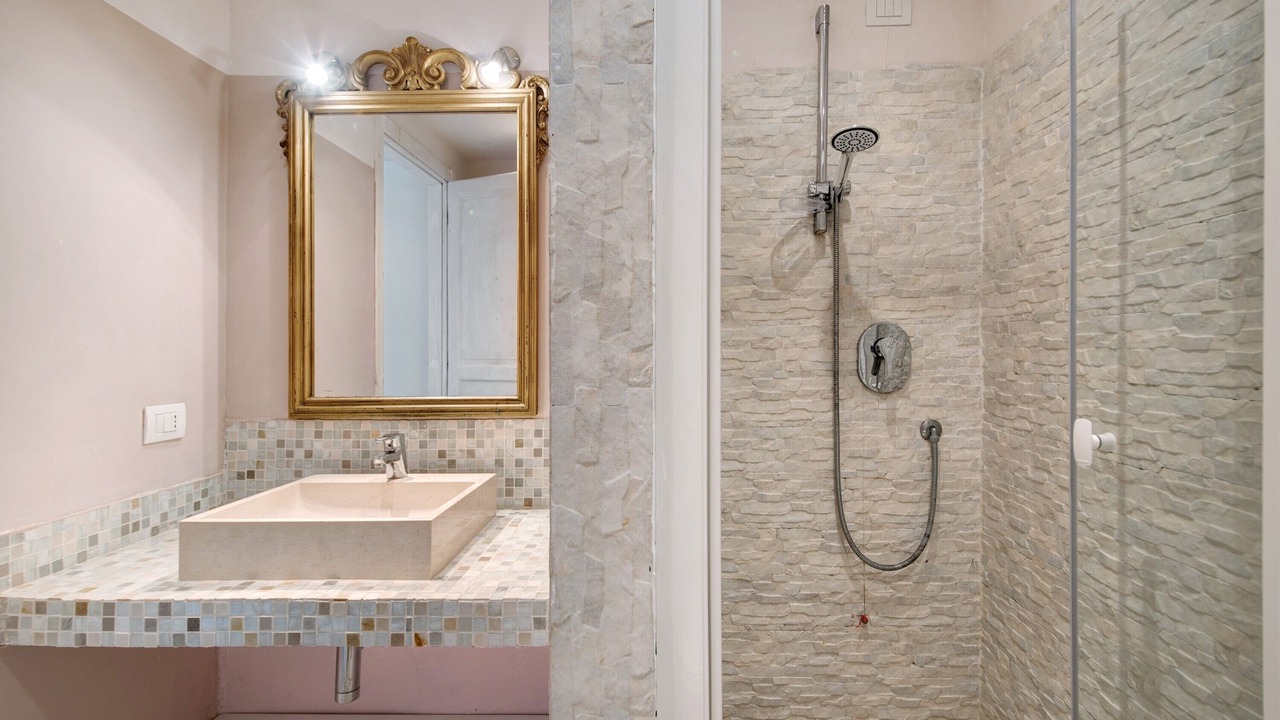 Photo of Bathroom in Levanto