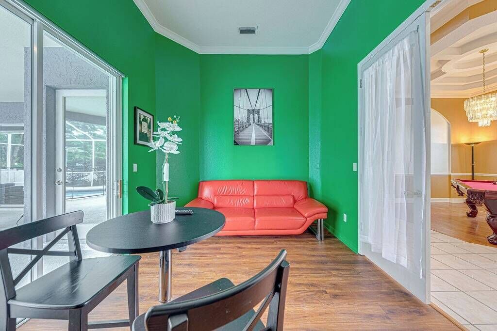Photo of Livingroom in Forest City