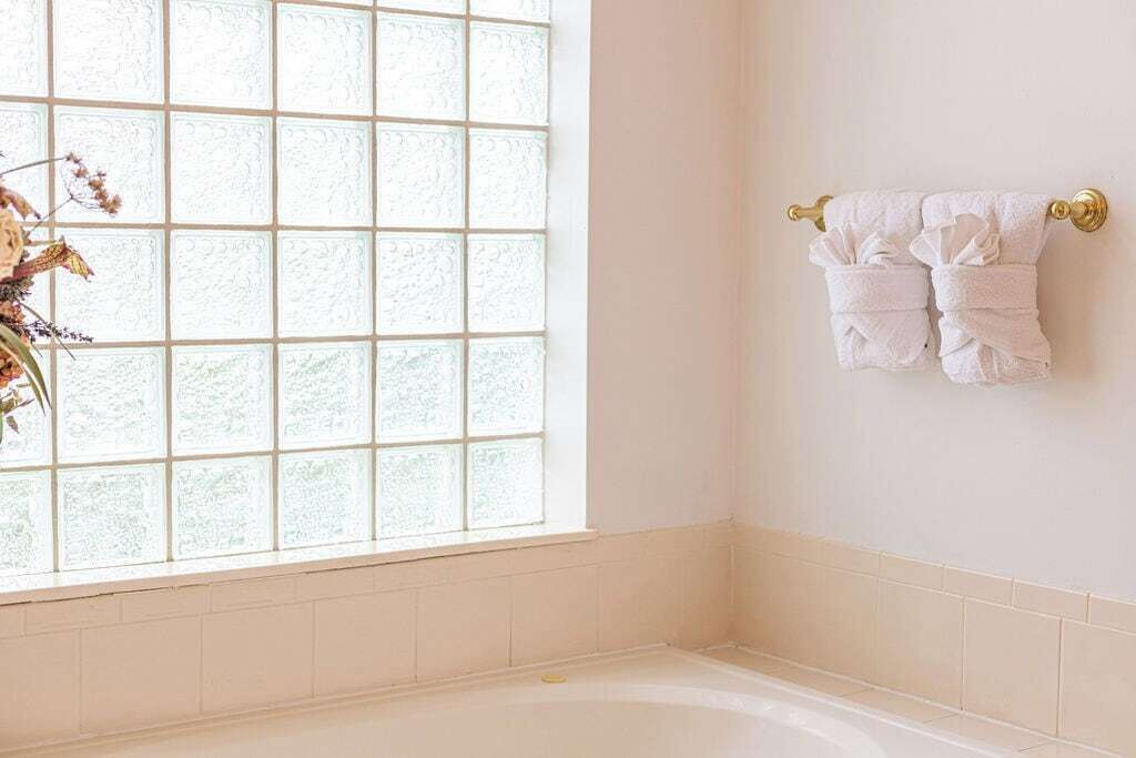 Photo of Bathroom in Forest City
