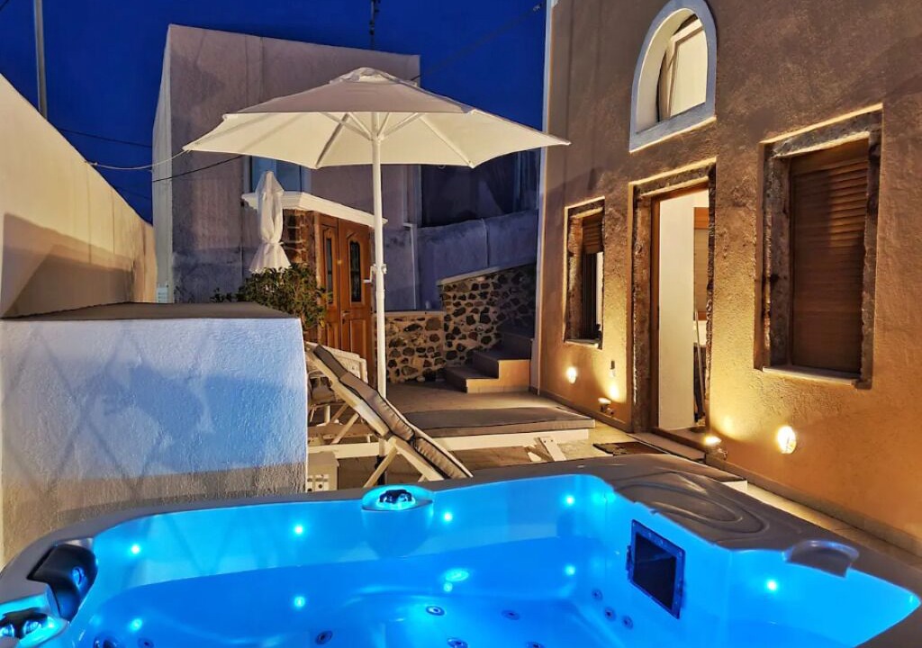 Photo of Patio Balcony in Karterados