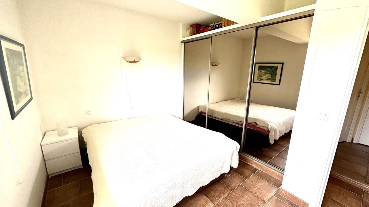 Photo of Bedroom in Gairaut