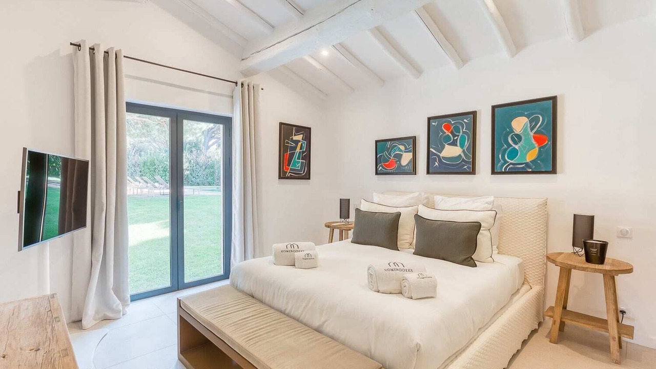 Photo of Bedroom in Saint-Tropez