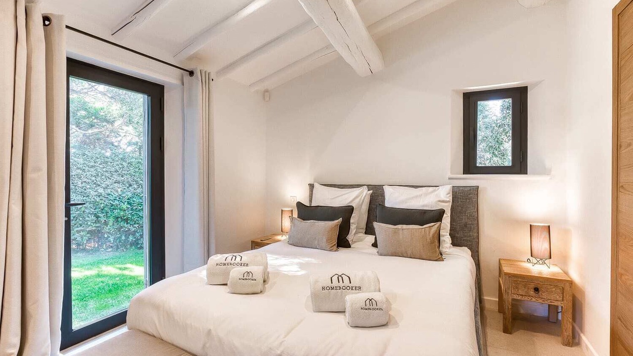 Photo of Bedroom in Saint-Tropez