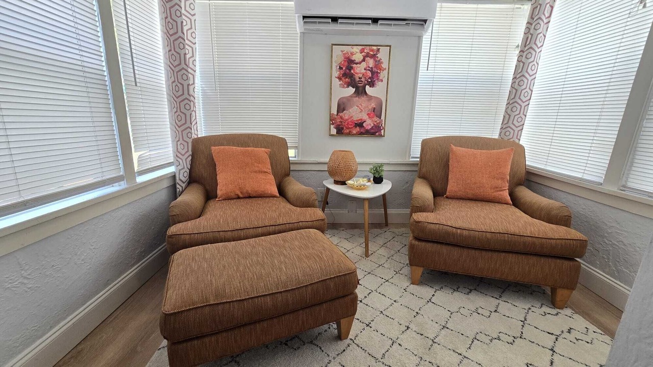 Photo of Livingroom in Lake Davis - Greenwood