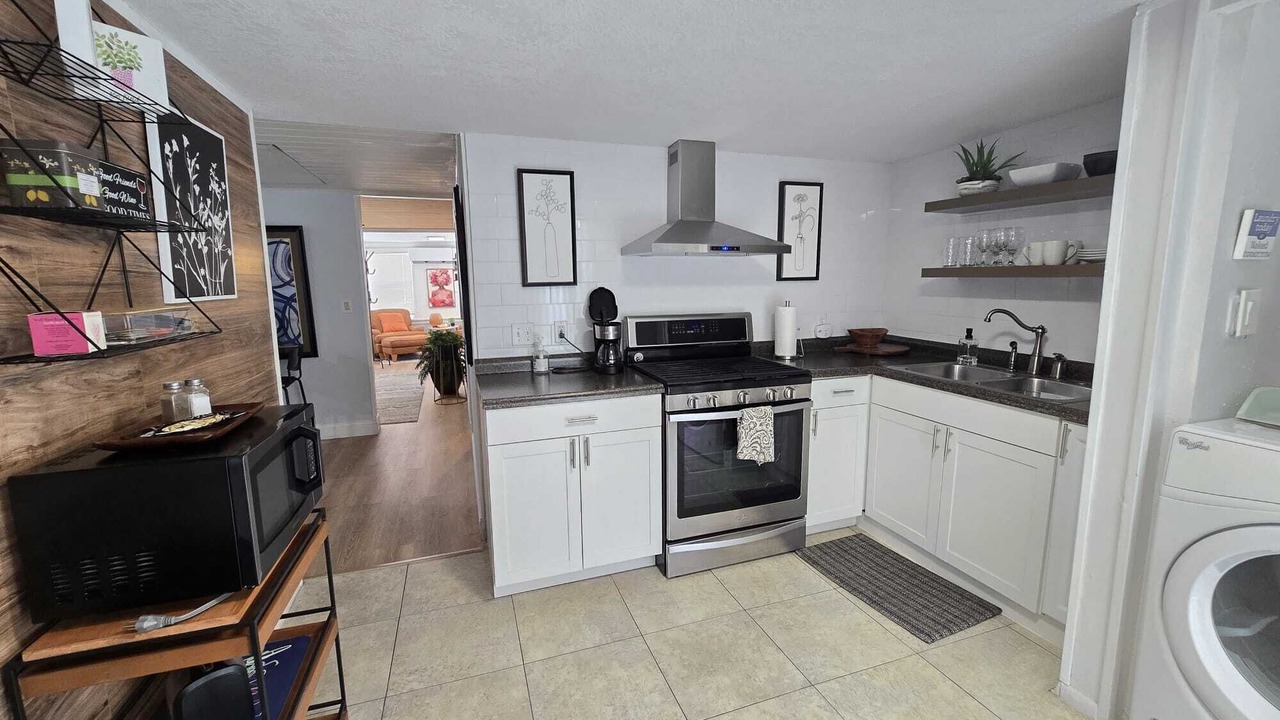 Photo of Kitchen in Lake Davis - Greenwood