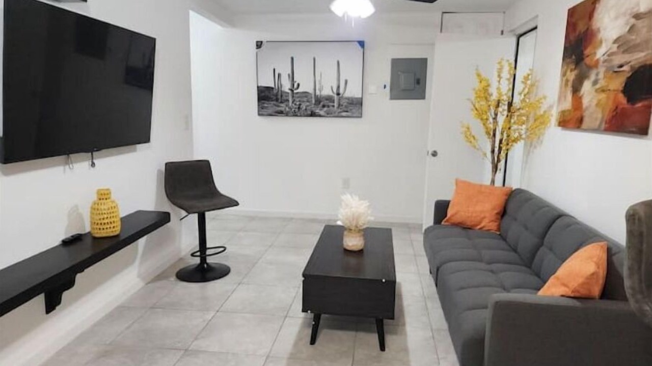 Photo of Livingroom in Northwest Orlando