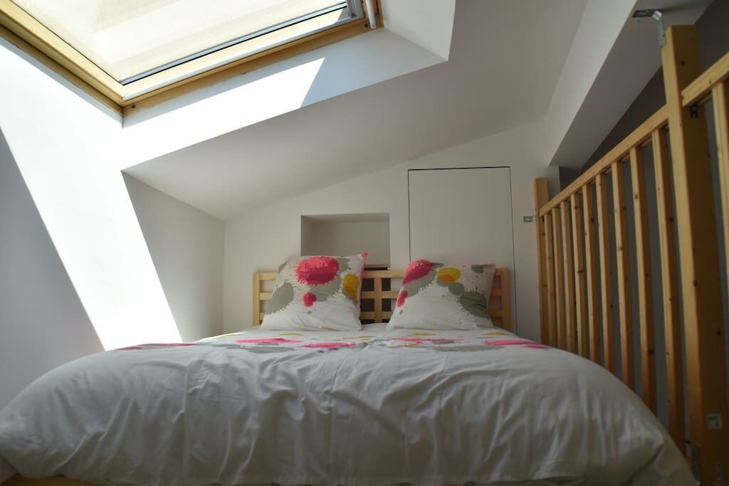 Photo of Bedroom in Prado - Republique