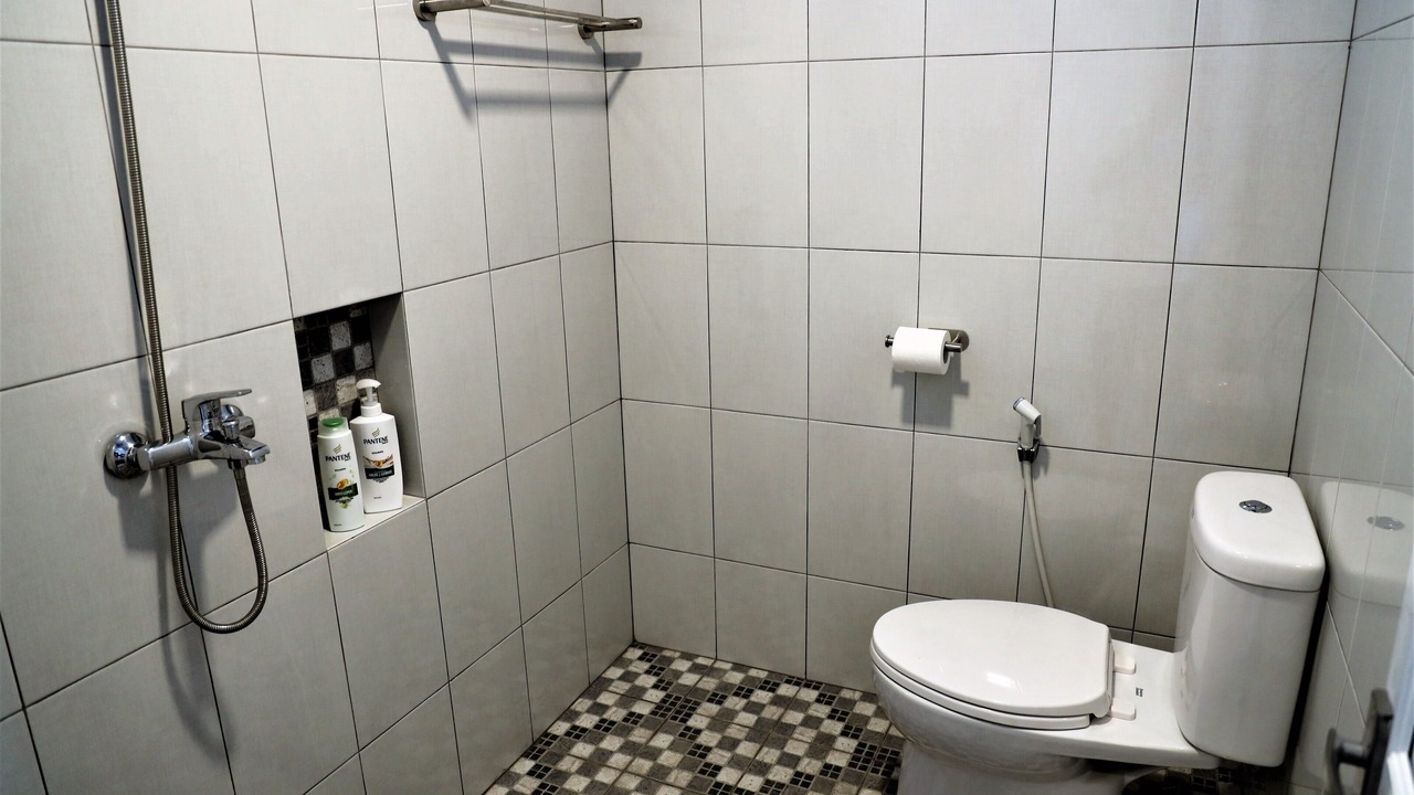 Photo of Bathroom in Bawomataluo