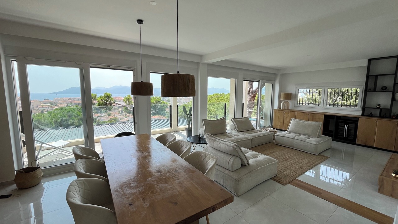 Photo of Livingroom in Cannes La Bocca