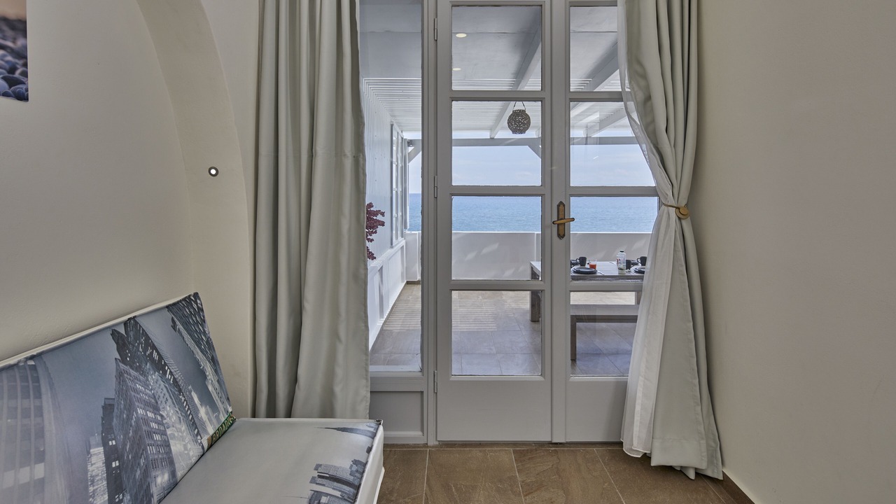 Photo of Bedroom in Perissa