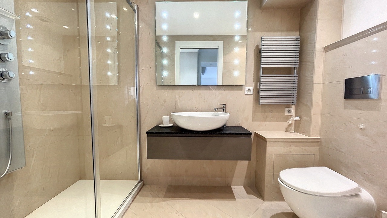 Photo of Bathroom in Cannes City Centre