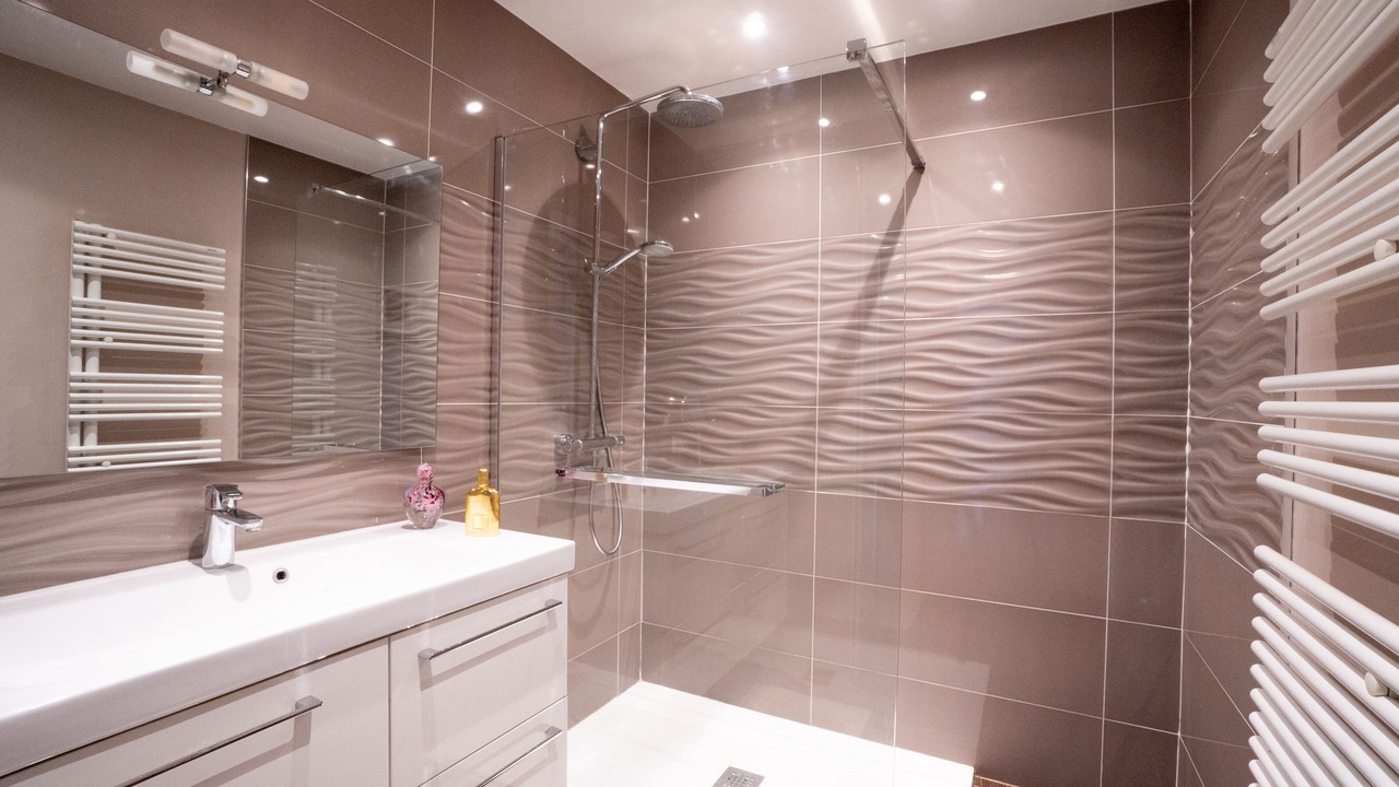 Photo of Bathroom in Biot
