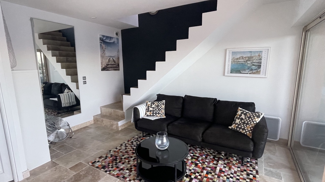 Photo of Livingroom in Theoule-Superieur