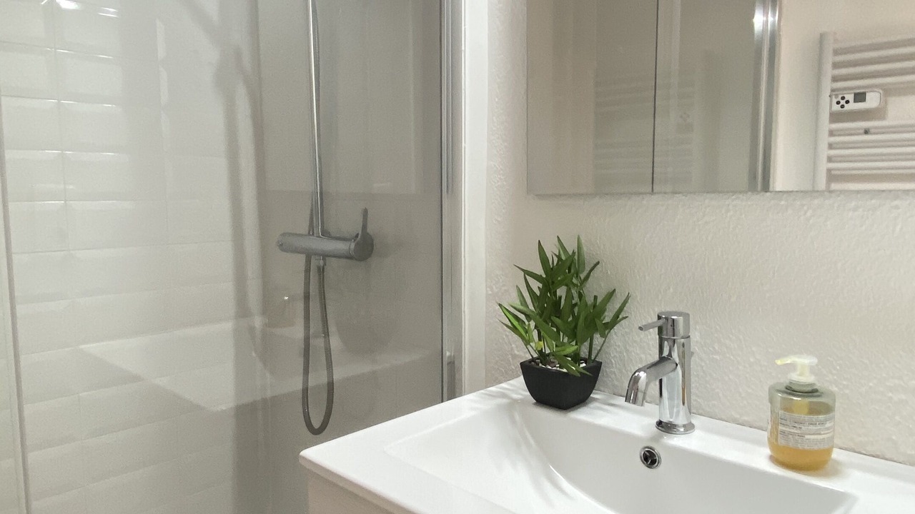 Photo of Bathroom in Golfe Juan