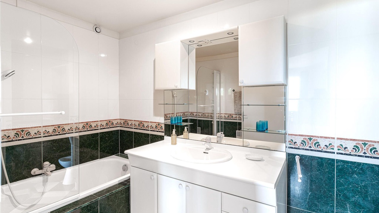 Photo of Bathroom in Les Adrets-de-l'Esterel