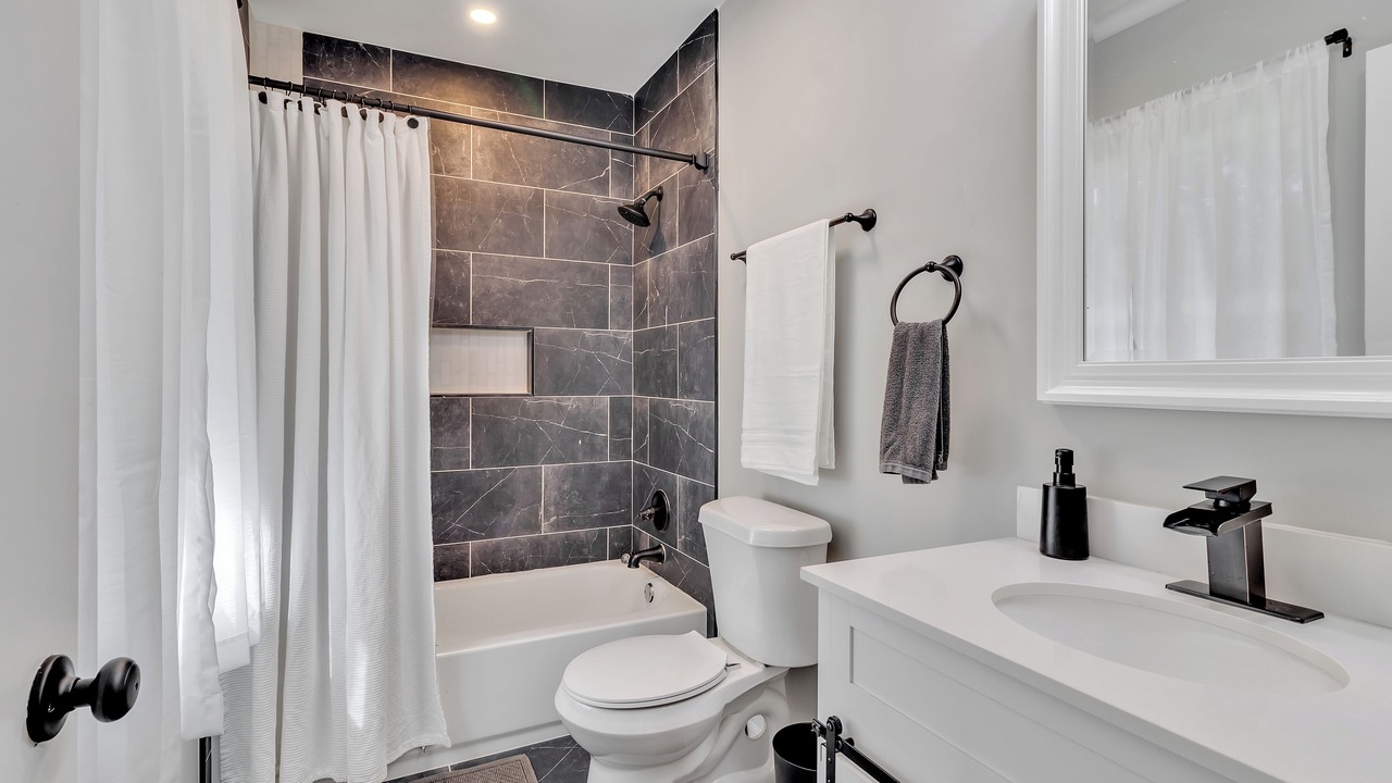 Photo of Bathroom in Maitland