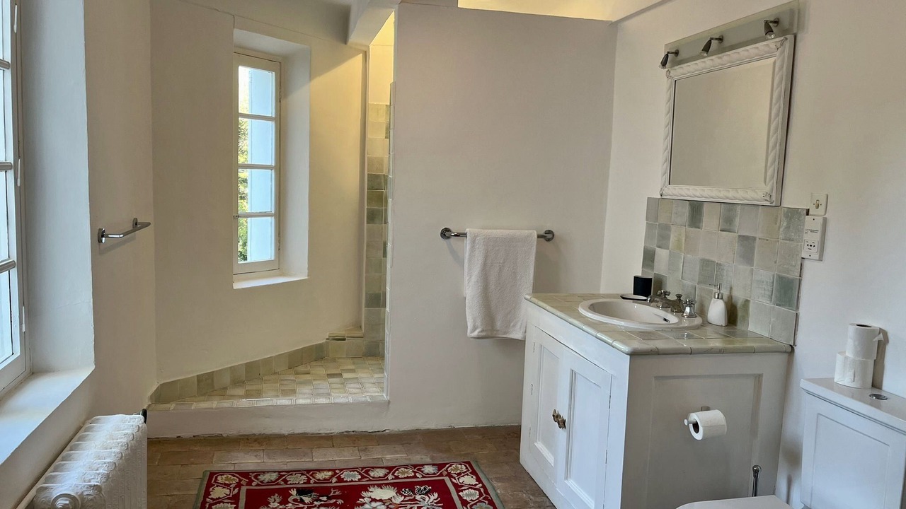 Photo of Bathroom in Cannes