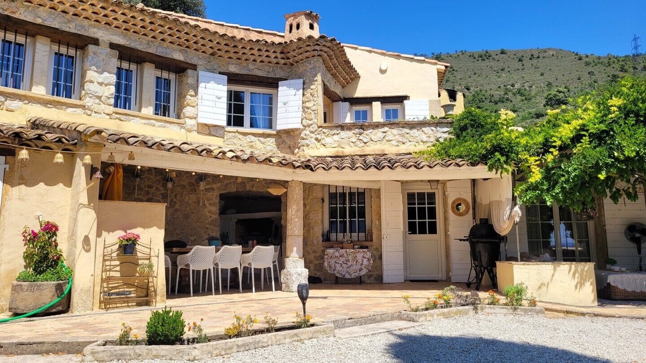 Photo of Outdoor in Porcio
