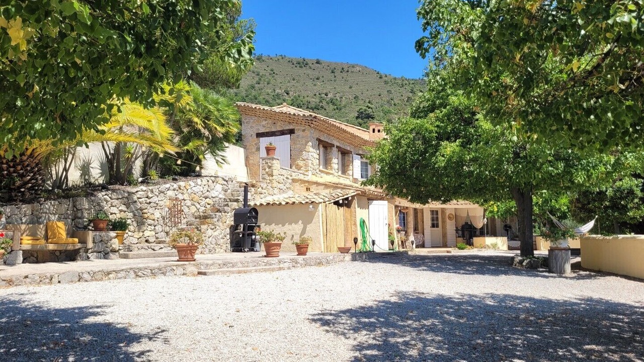 Photo of Outdoor in Porcio