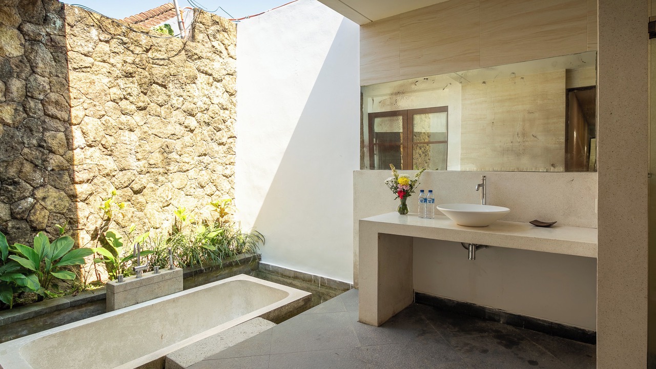 Photo of Bathroom in Payangan