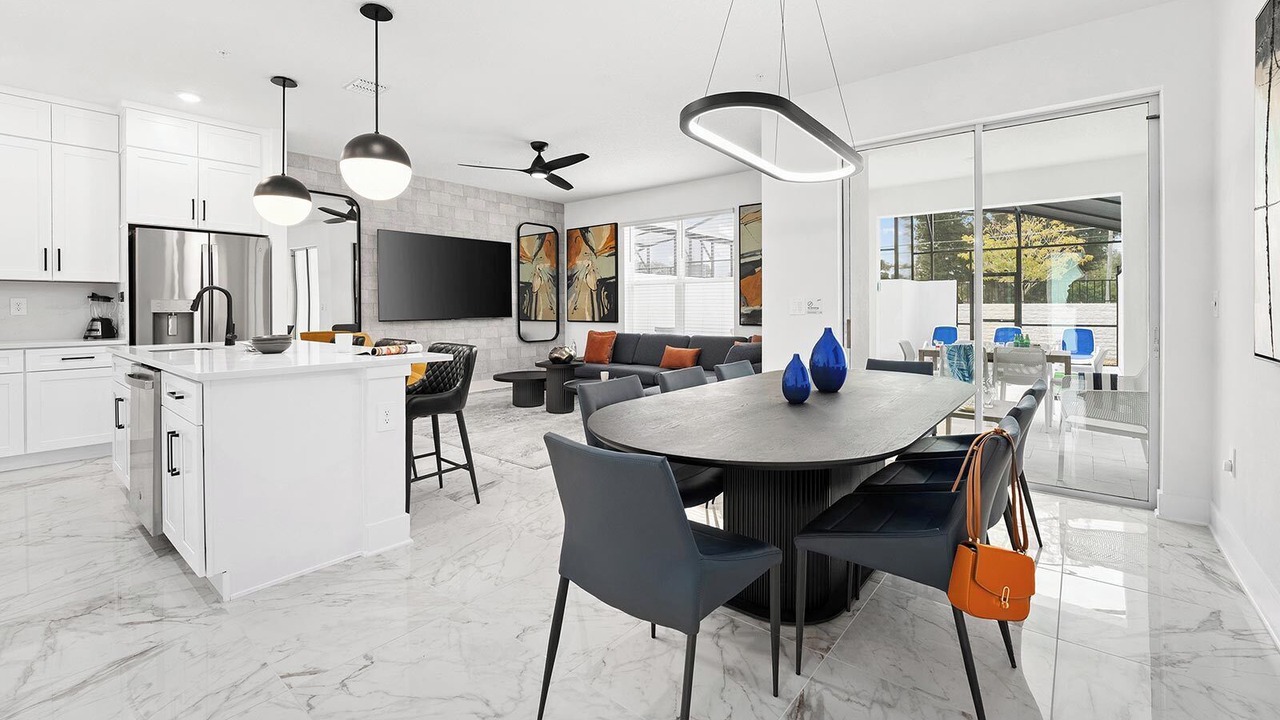 Photo of Livingroom in Florida Center