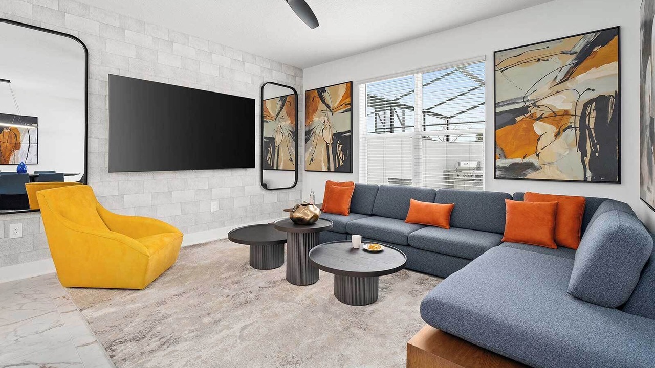 Photo of Livingroom in Florida Center