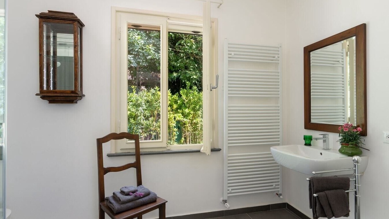 Photo of Bathroom in Calci