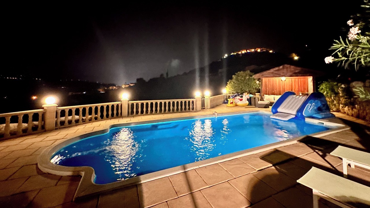 Photo of Outdoor in Gattieres