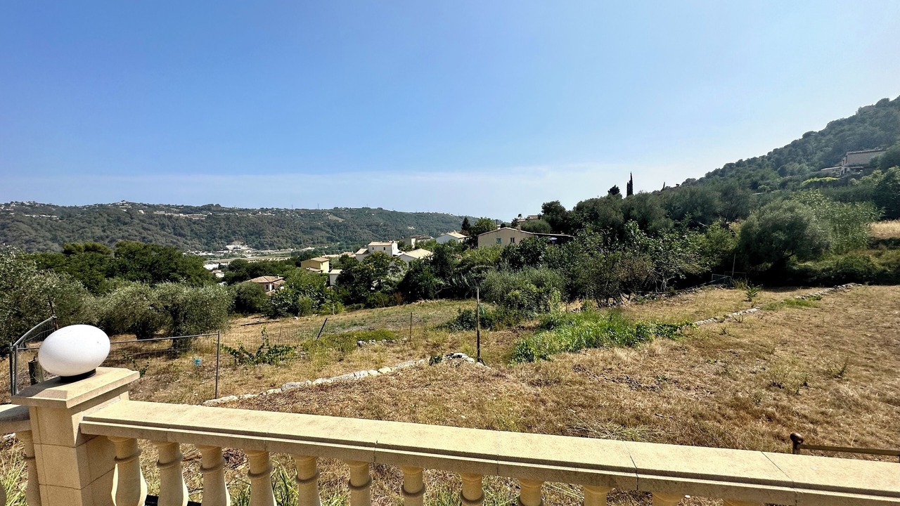 Photo of Outdoor in Gattieres