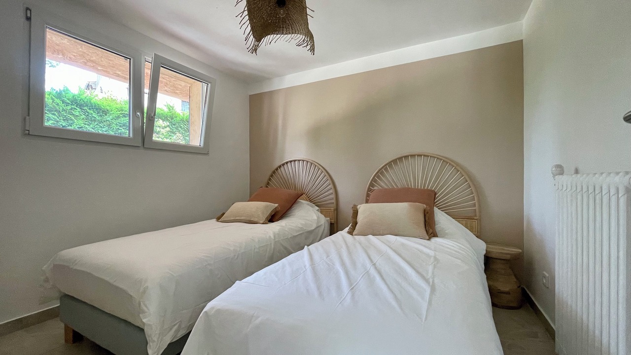 Photo of Bedroom in Boulouris-sur-Mer