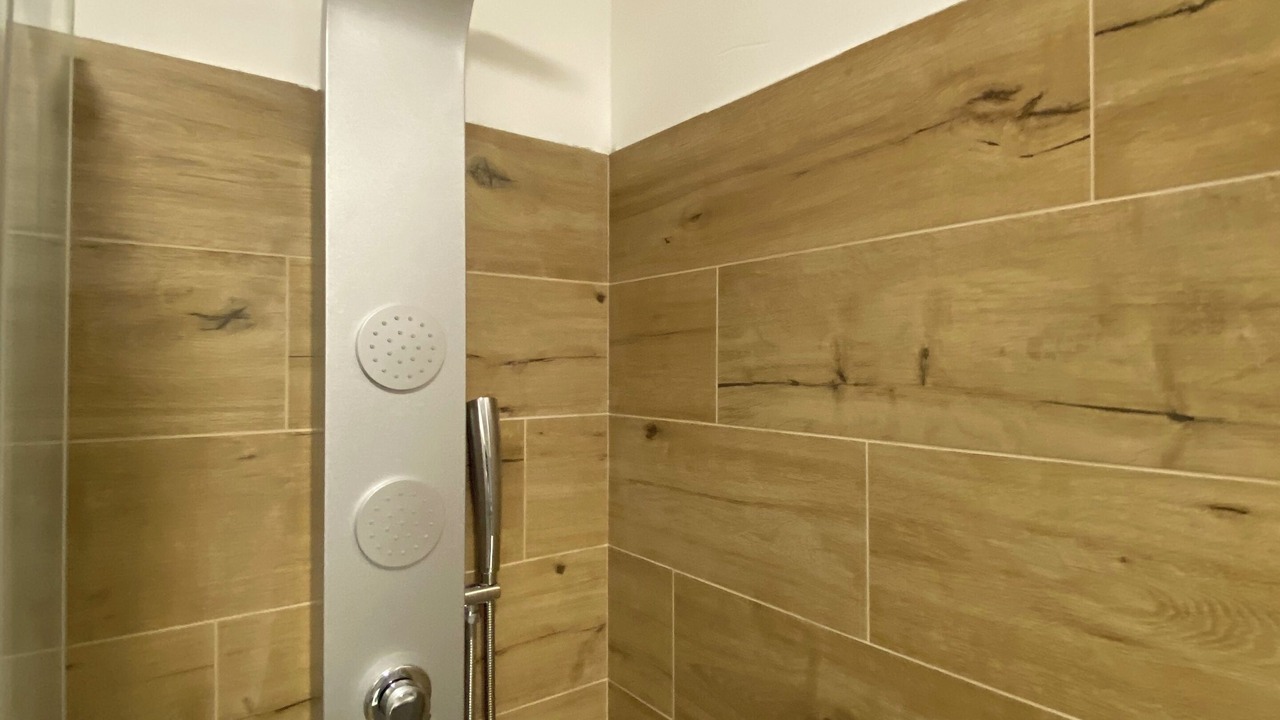 Photo of Bathroom in Colonno