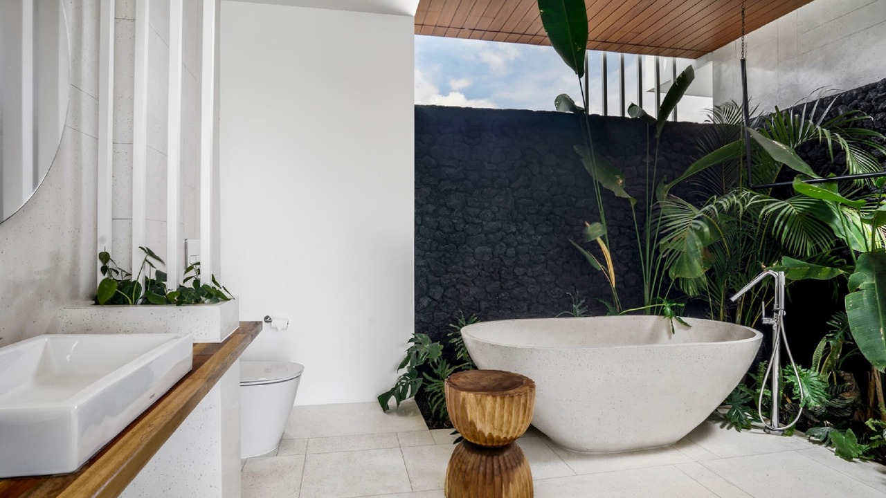 Photo of Bathroom in Sayan