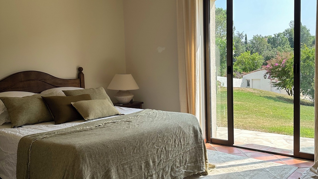 Photo of Bedroom in Chateauneuf-Grasse