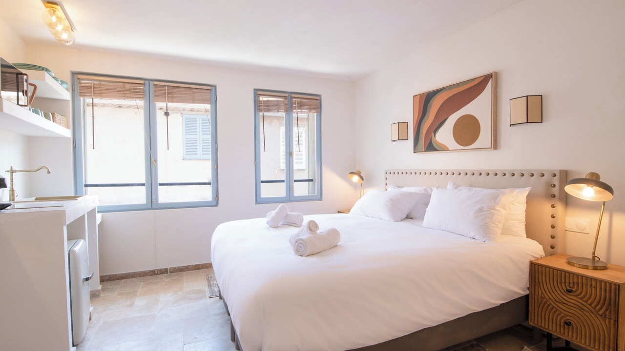 Photo of Bedroom in Saint-Tropez City Centre