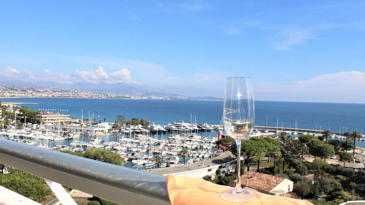 Photo of Outdoor in Villeneuve Loubet Beach