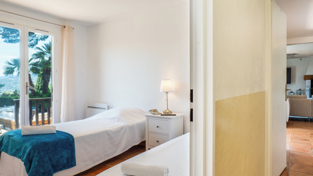 Photo of Bedroom in La Roquette-sur-Siagne