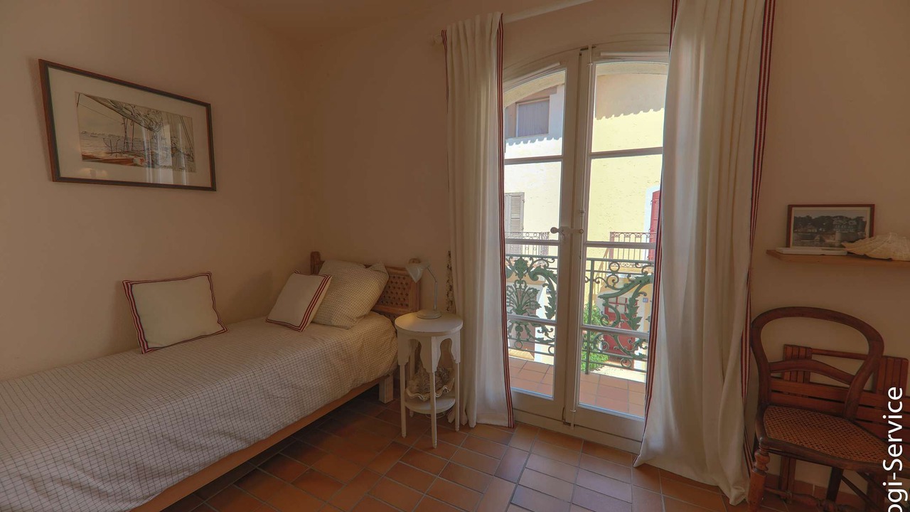 Photo of Bedroom in Port Grimaud