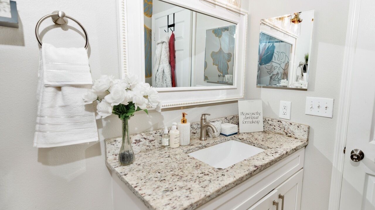 Photo of Bathroom in Holden-Paramore
