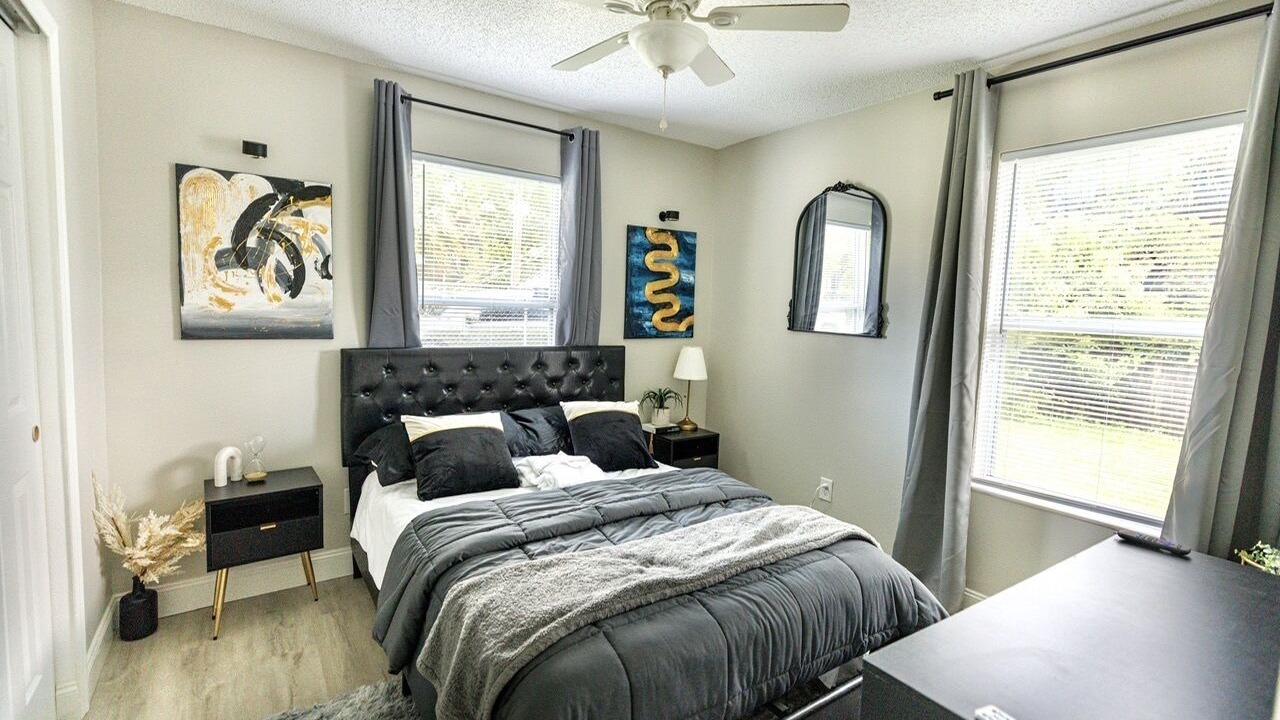 Photo of Bedroom in Holden-Paramore