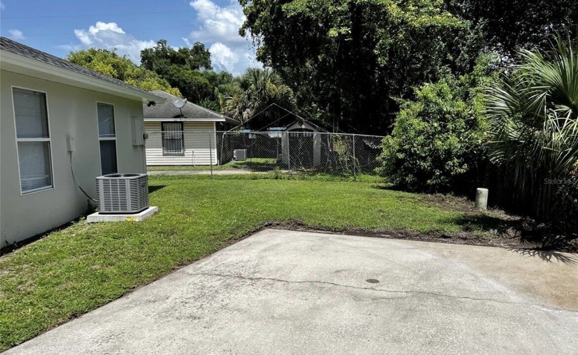 Photo of Outdoor in Holden-Paramore