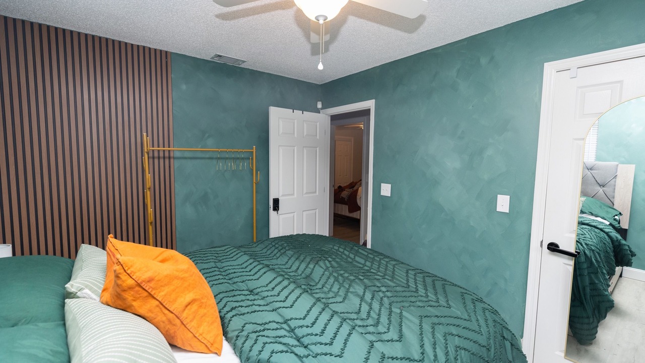Photo of Bedroom in Holden-Paramore