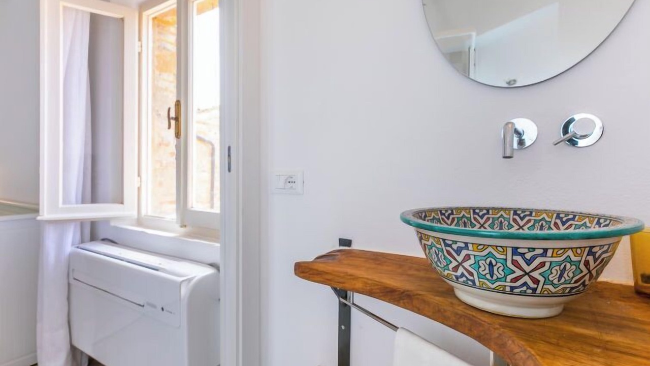 Photo of Bathroom in Casale Marittimo