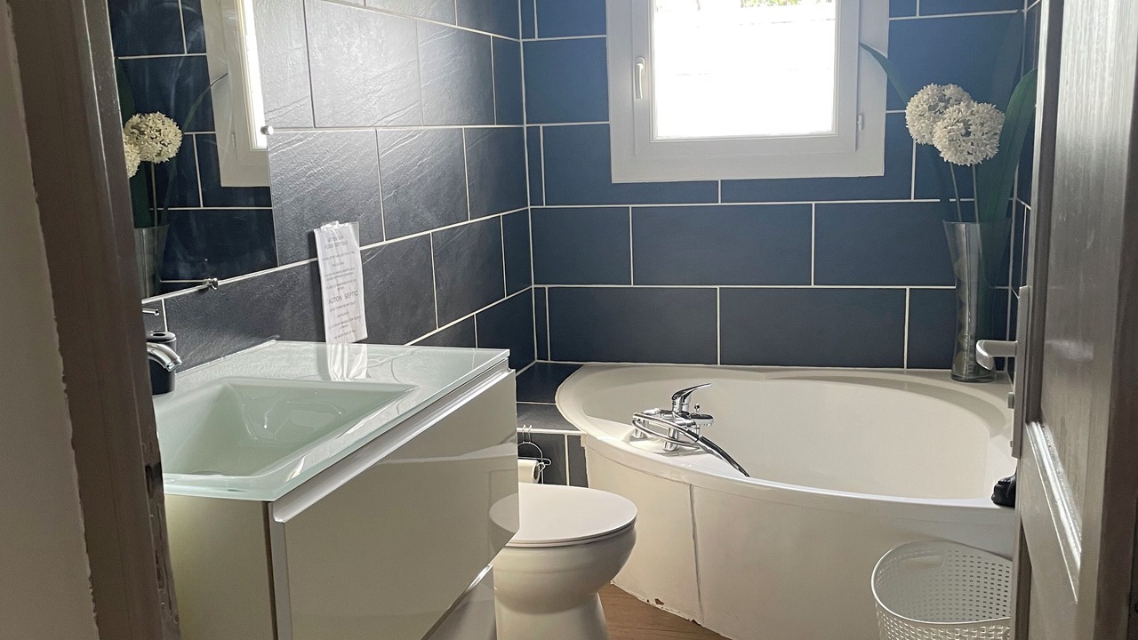 Photo of Bathroom in Puget-sur-Argens