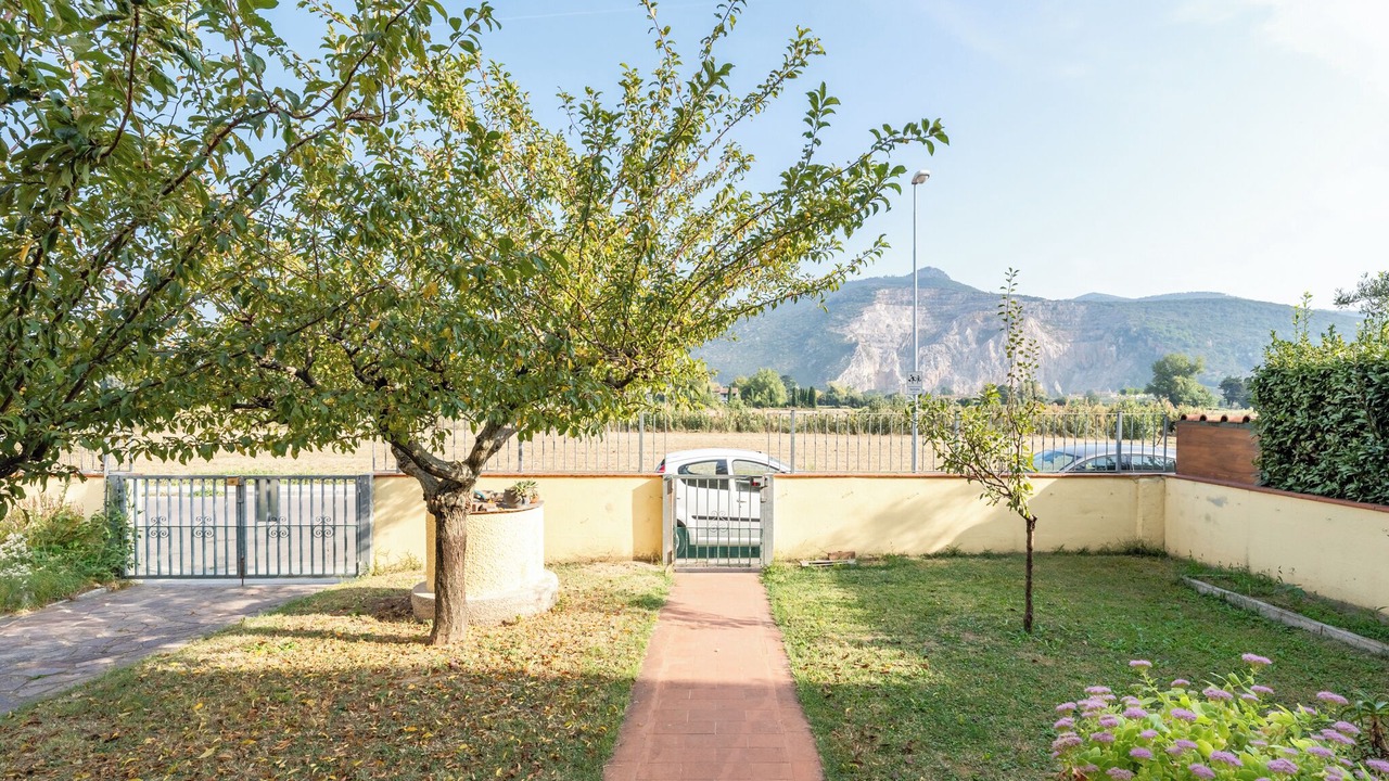 Photo of Outdoor in Cascina