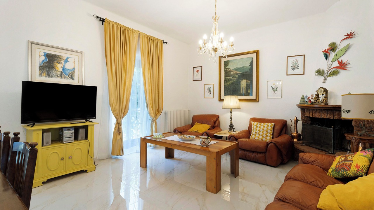 Photo of Livingroom in Licciana Nardi