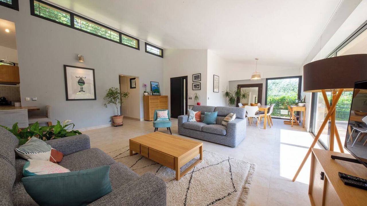 Photo of Livingroom in Contes