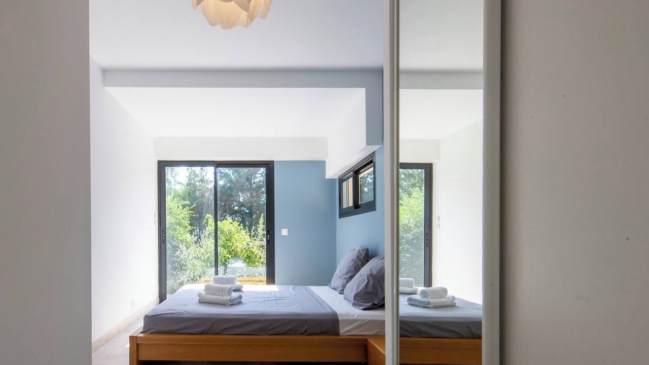Photo of Bedroom in Contes