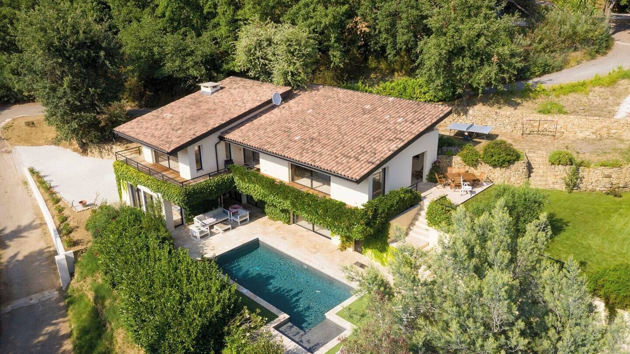 Photo of Outdoor in Contes