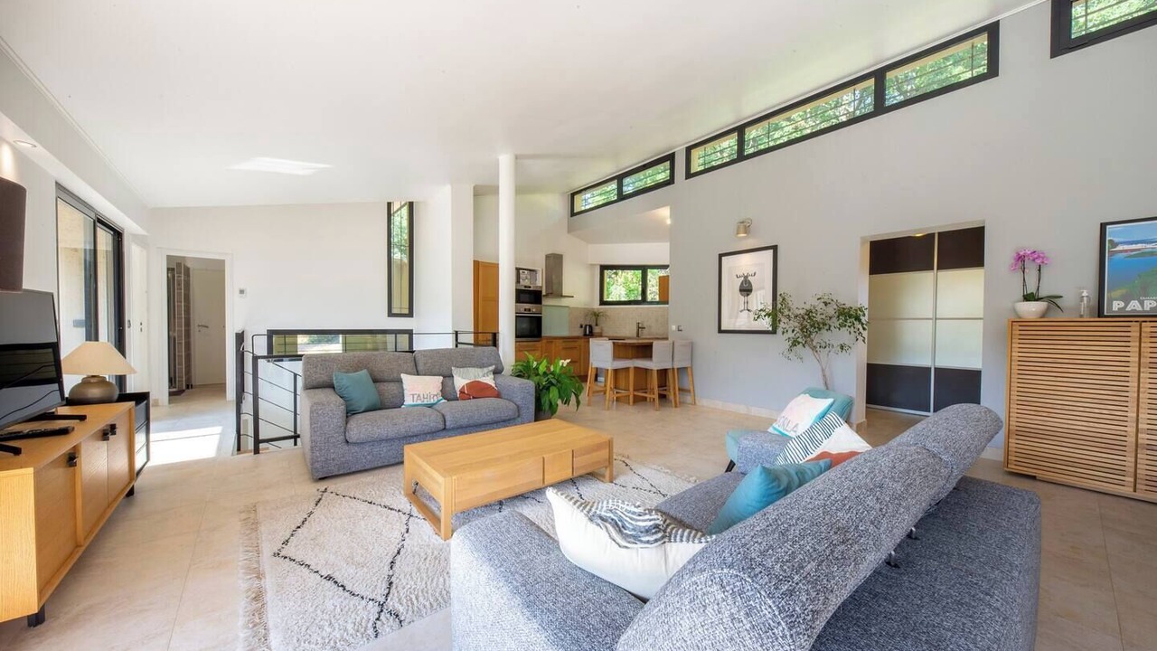 Photo of Livingroom in Contes